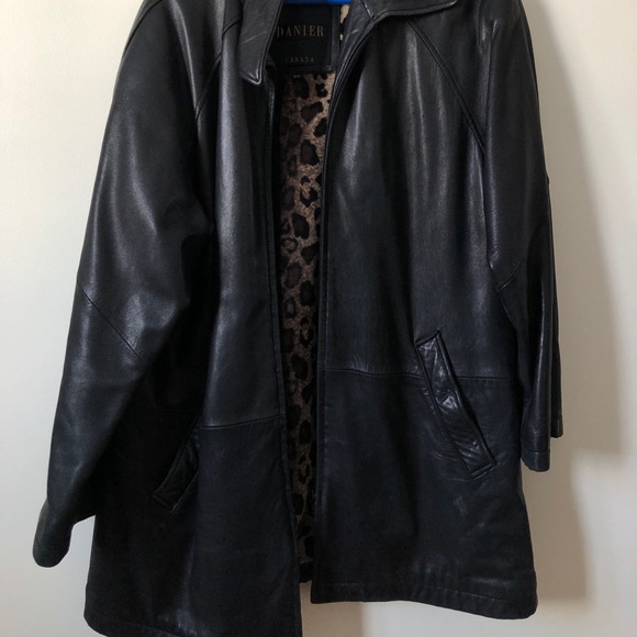 Danier leather jacket - Picture 2 of 3